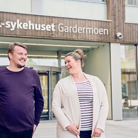 Cathinka Guldbergs Hotell Gardermoen Jessheim Exterior foto